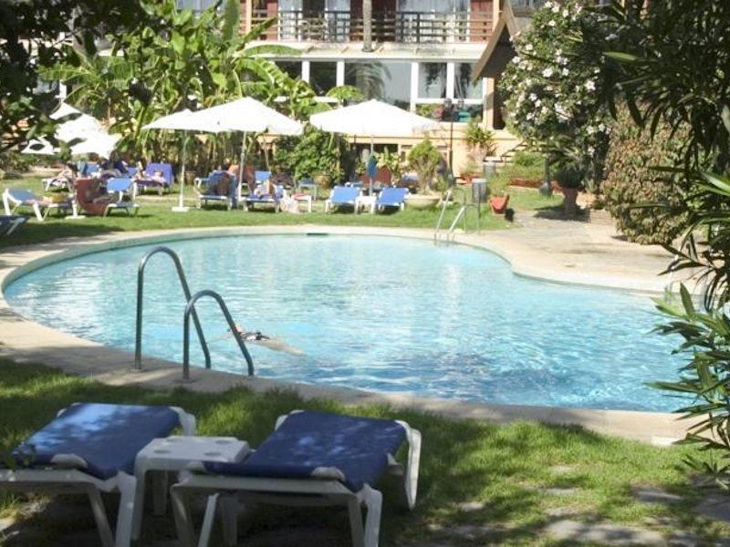 Tropicana Hotel